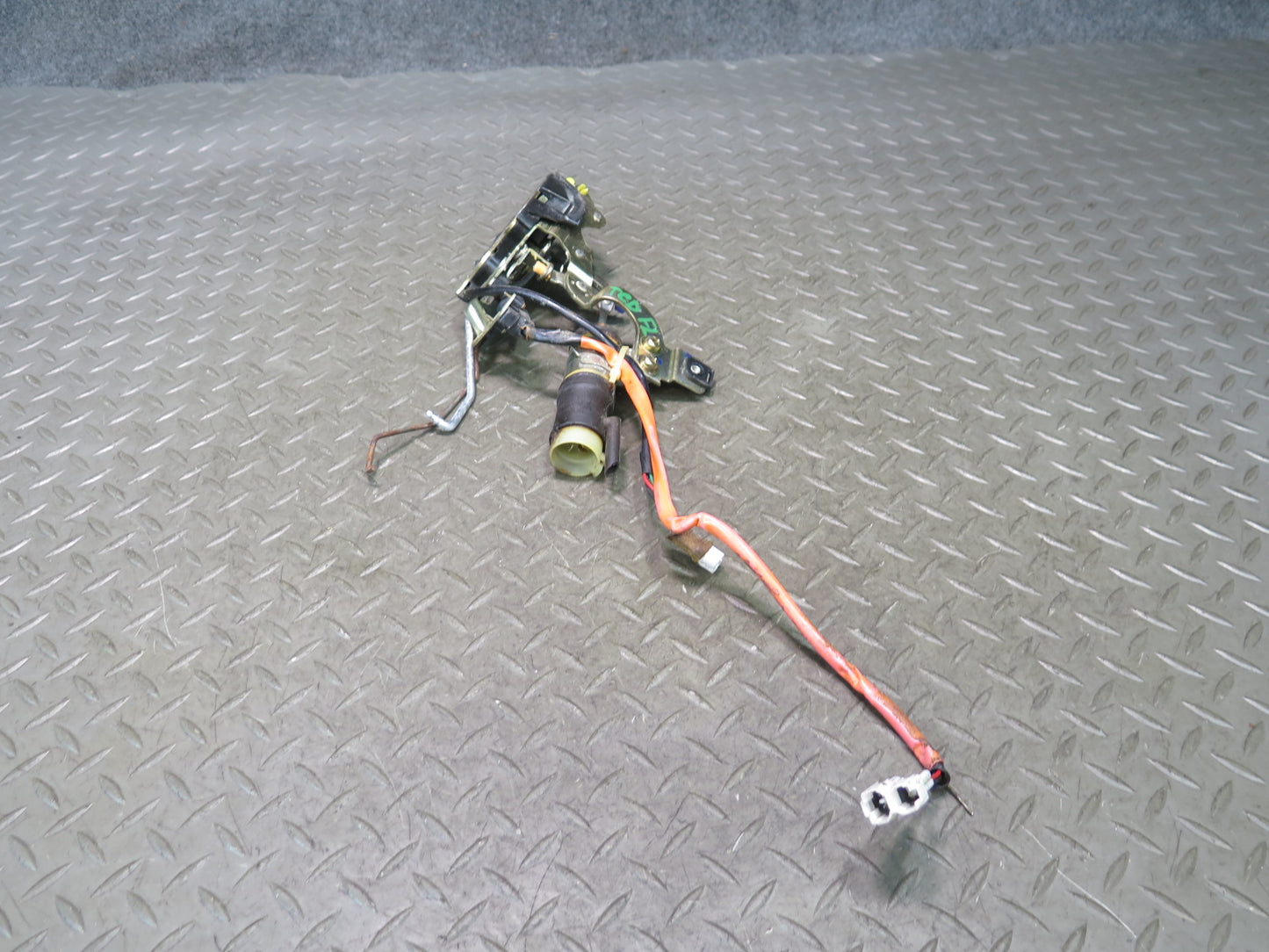 84-88 Toyota Cressida MX73 Sedan Front Left Door Lock Latch w Actuator 45K OEM