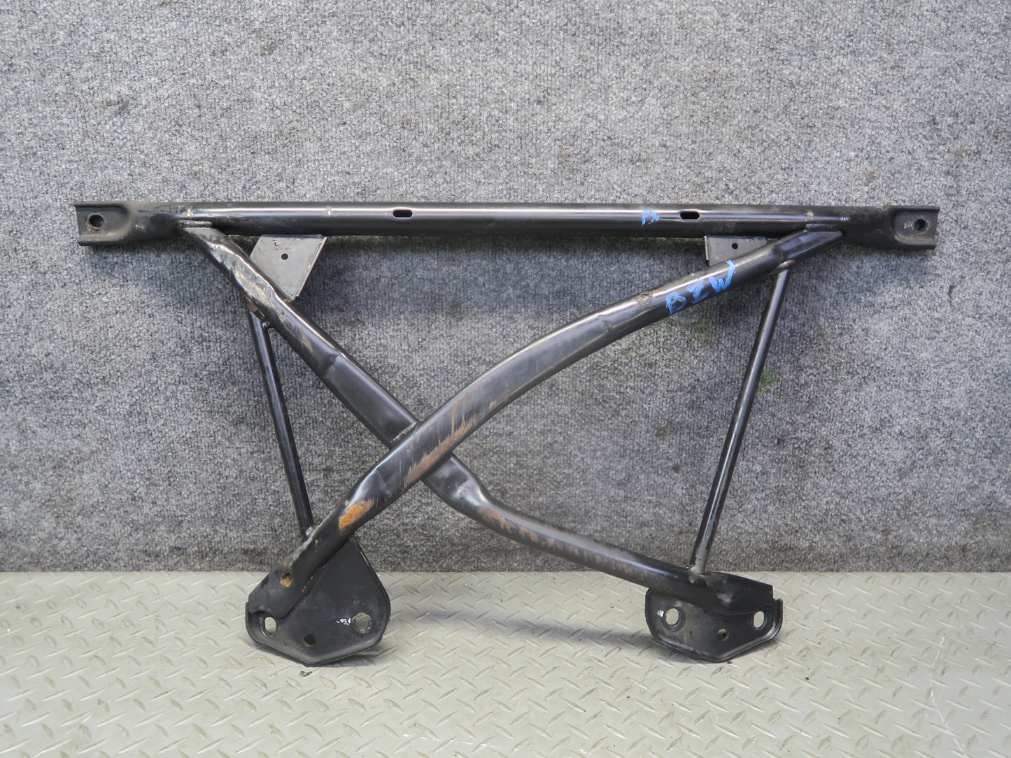 96-02 BMW E36/7 Z3 Front Suspension Crossmember Subframe Brace
