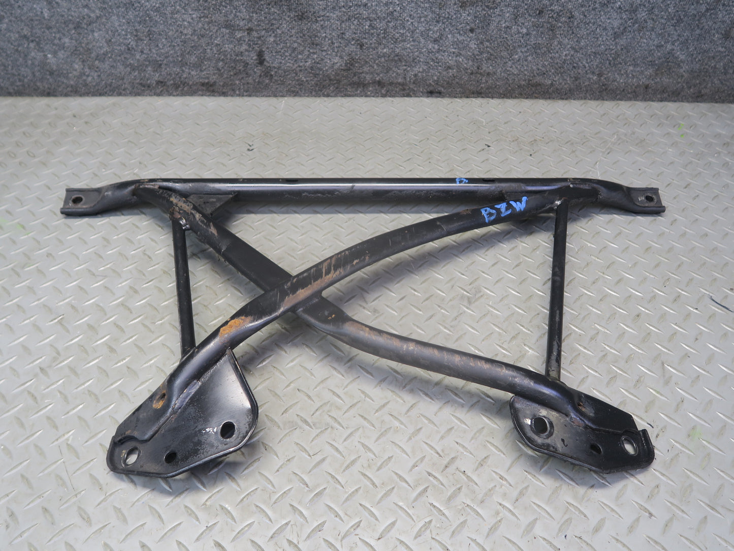 96-02 BMW E36/7 Z3 Front Suspension Crossmember Subframe Brace