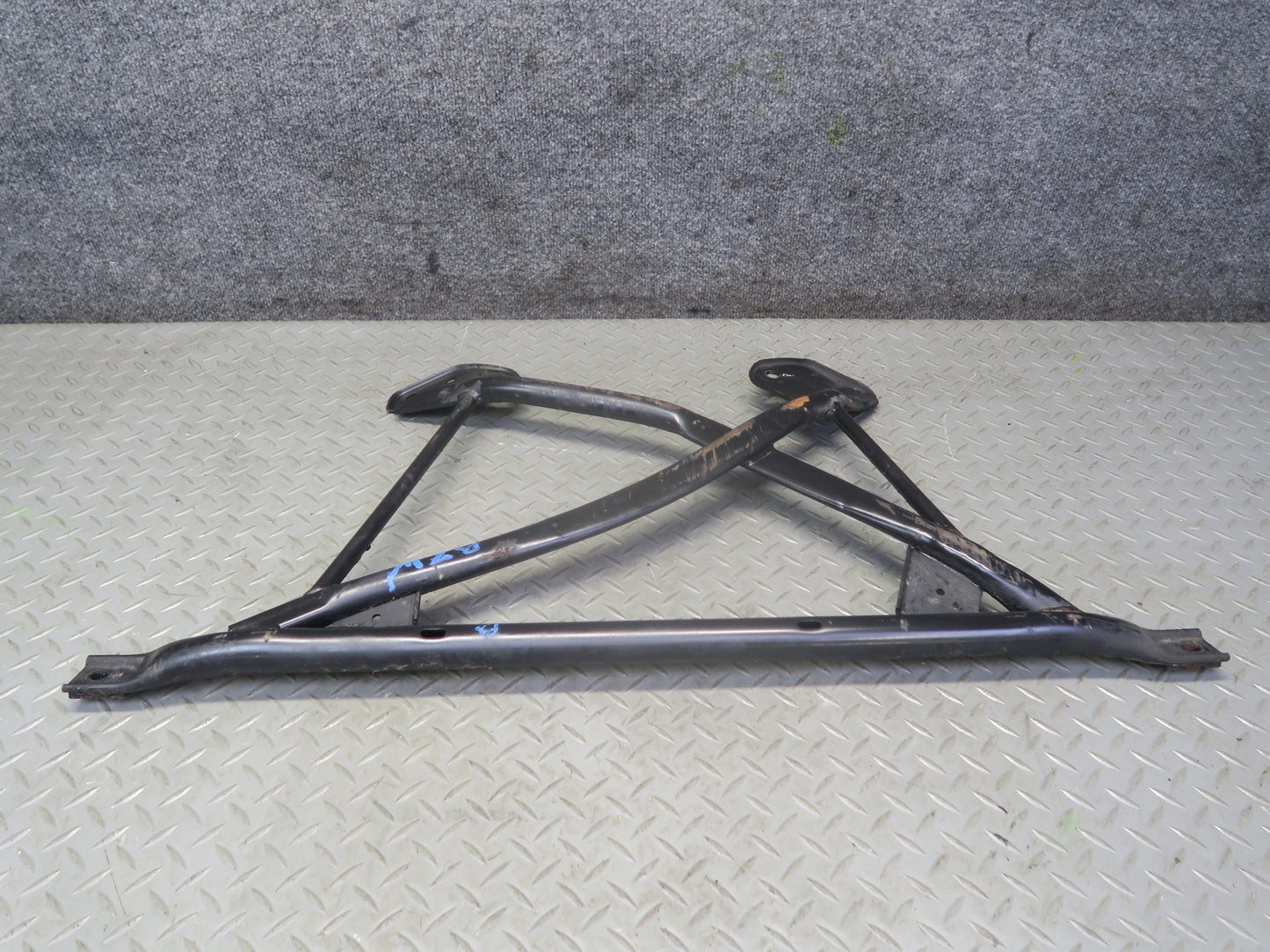 96-02 BMW E36/7 Z3 Front Suspension Crossmember Subframe Brace