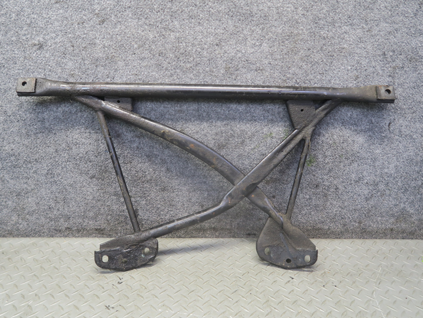 96-02 BMW E36/7 Z3 Front Suspension Crossmember Subframe Brace