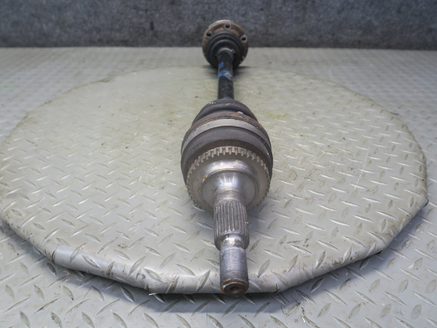 1985-1986 Porsche 928 S A/T Rear Left or Right Side Suspension Axle Shaft