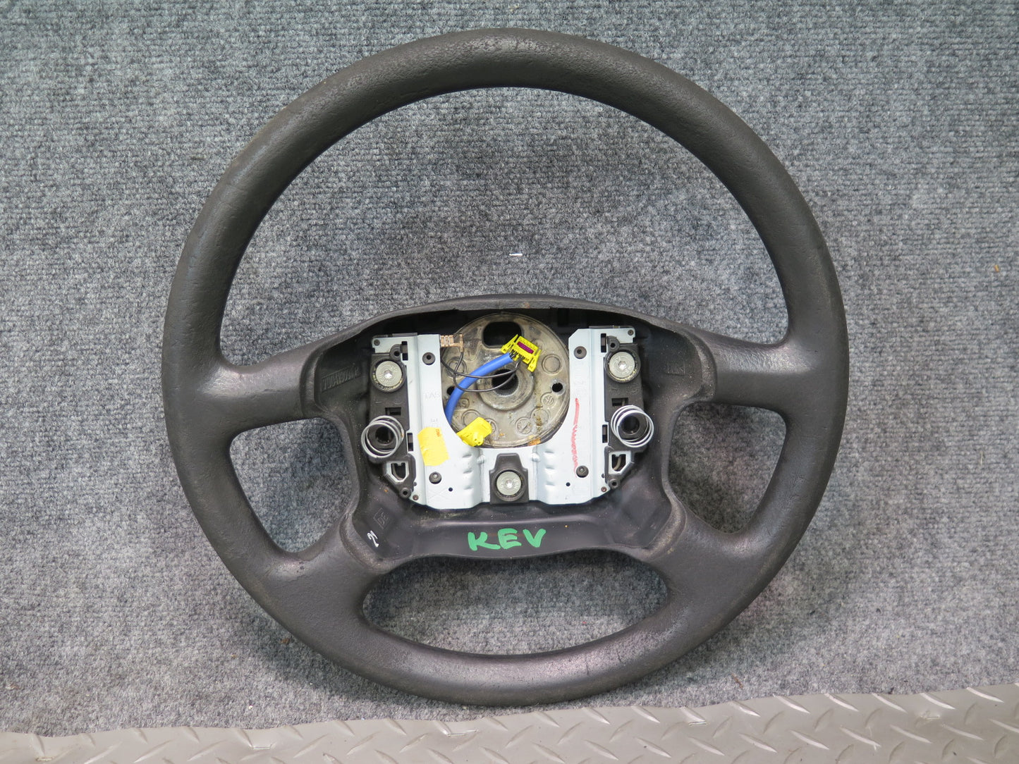 99-03 VW Eurovan T4 4-SPOKE Steering Black OEM