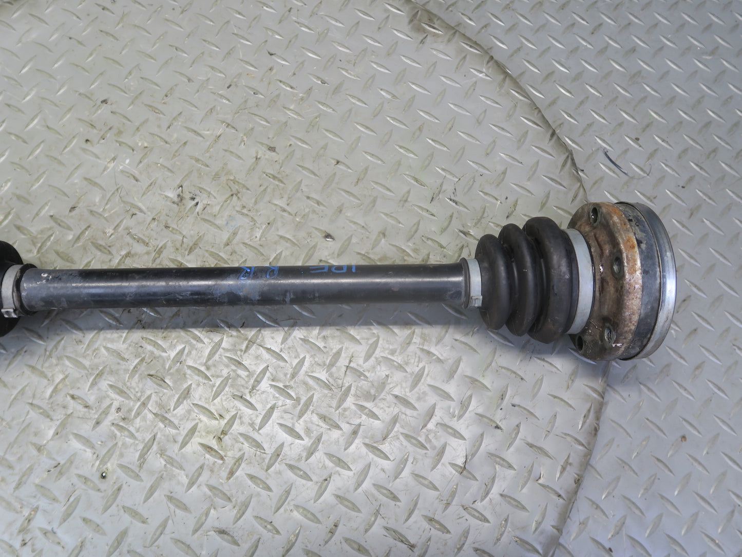 1985-1986 Porsche 928 S A/T Rear Left or Right Side Suspension Axle Shaft