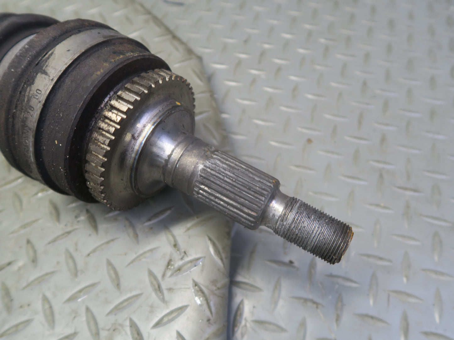 1985-1986 Porsche 928 S A/T Rear Left or Right Side Suspension Axle Shaft