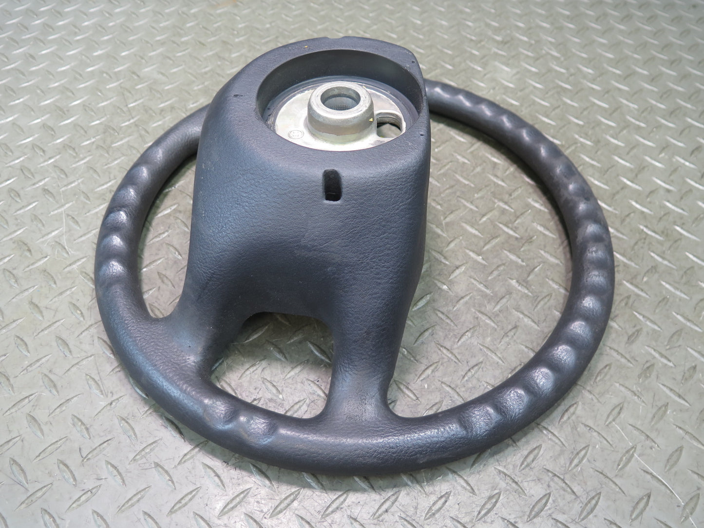 99-03 VW Eurovan T4 4-SPOKE Steering Black OEM