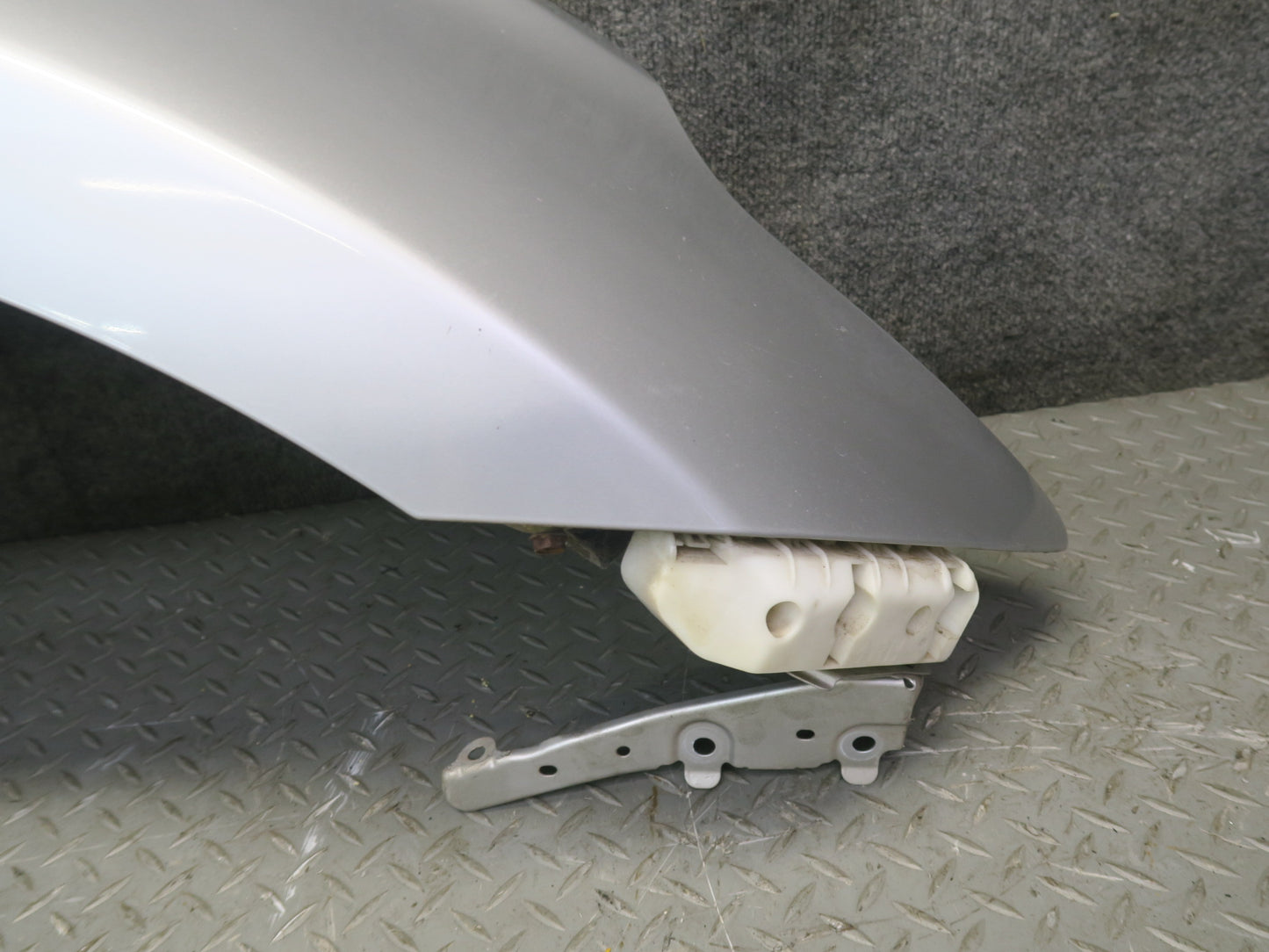 10-19 Nissan Z34 370Z Convertible Front Right Fender Shell Panel Silver OEM