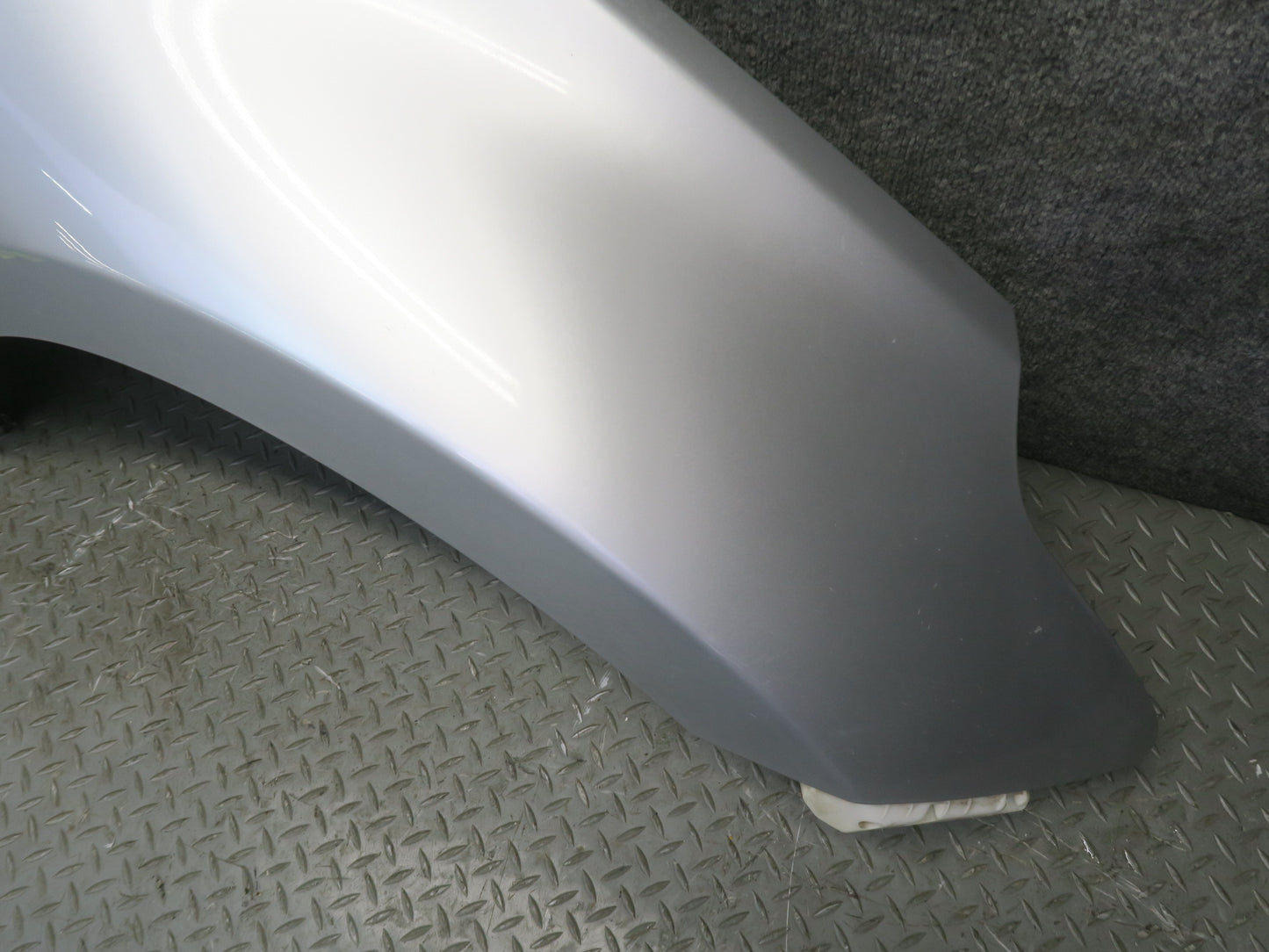 10-19 Nissan Z34 370Z Convertible Front Right Fender Shell Panel Silver OEM
