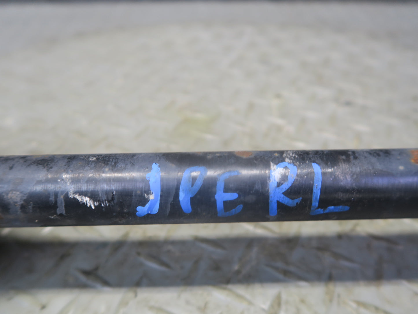 1985-1986 Porsche 928 S A/T Rear Left or Right Side Suspension Axle Shaft