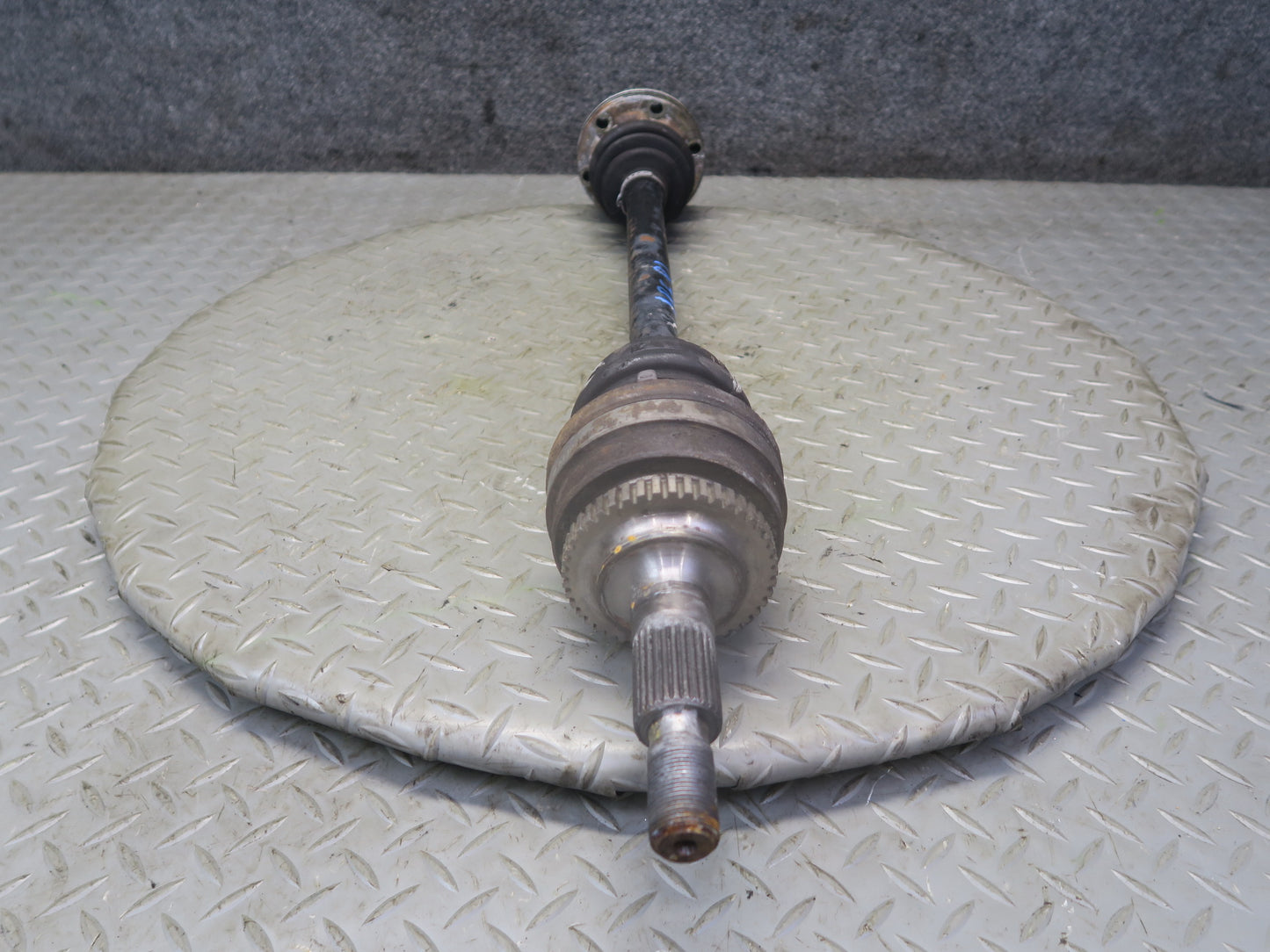 1985-1986 Porsche 928 S A/T Rear Left or Right Side Suspension Axle Shaft