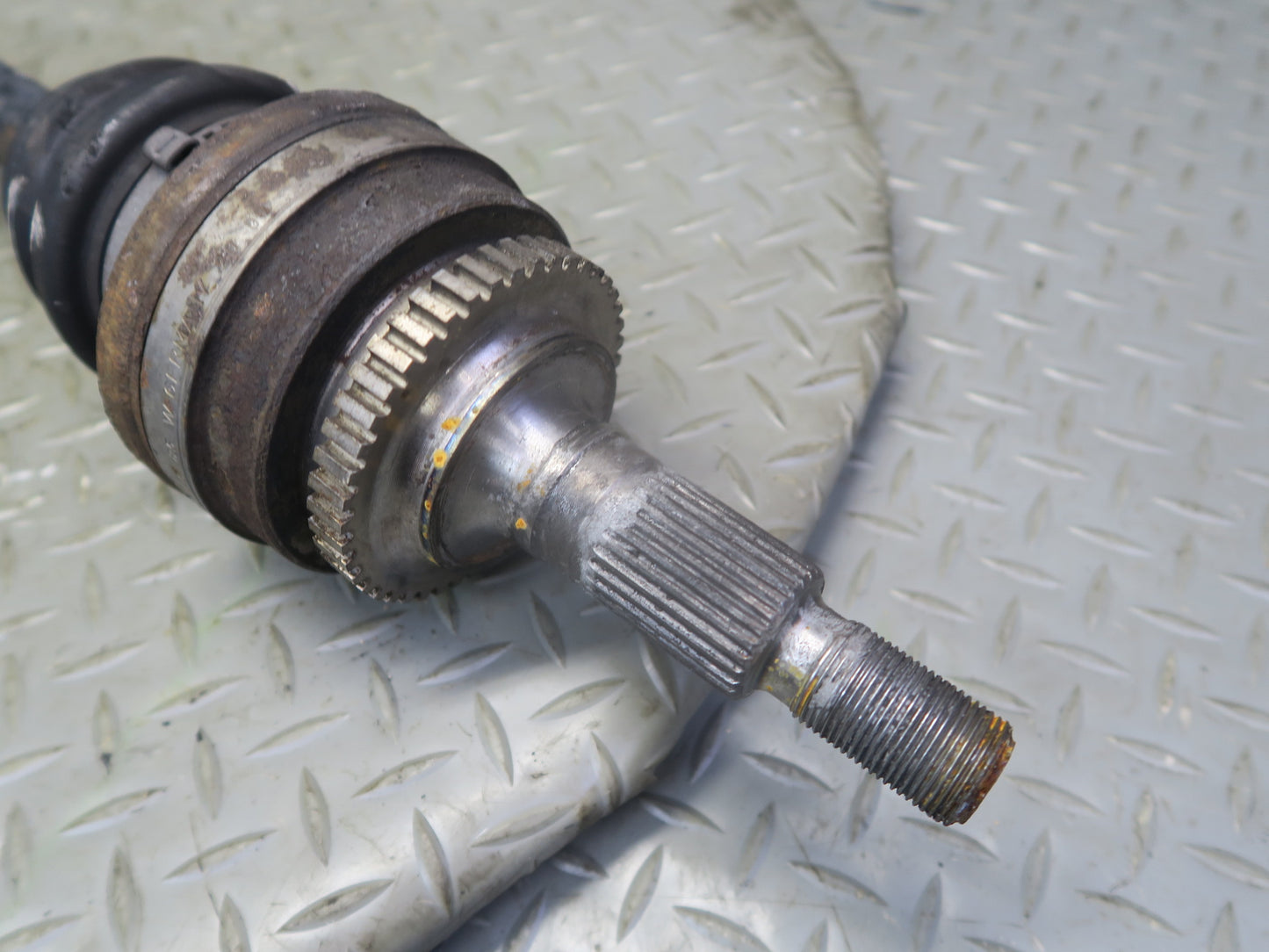 1985-1986 Porsche 928 S A/T Rear Left or Right Side Suspension Axle Shaft