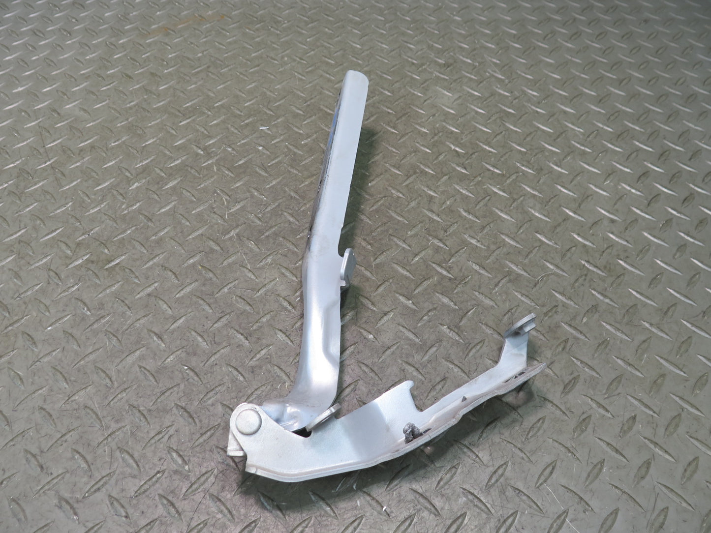 09-20 Nissan Z34 370Z Set of 2 Front Left & Right Hood Hinge OEM
