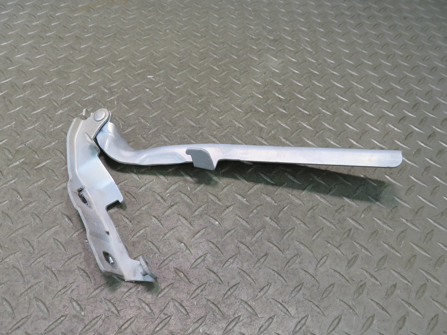 09-20 Nissan Z34 370Z Set of 2 Front Left & Right Hood Hinge OEM