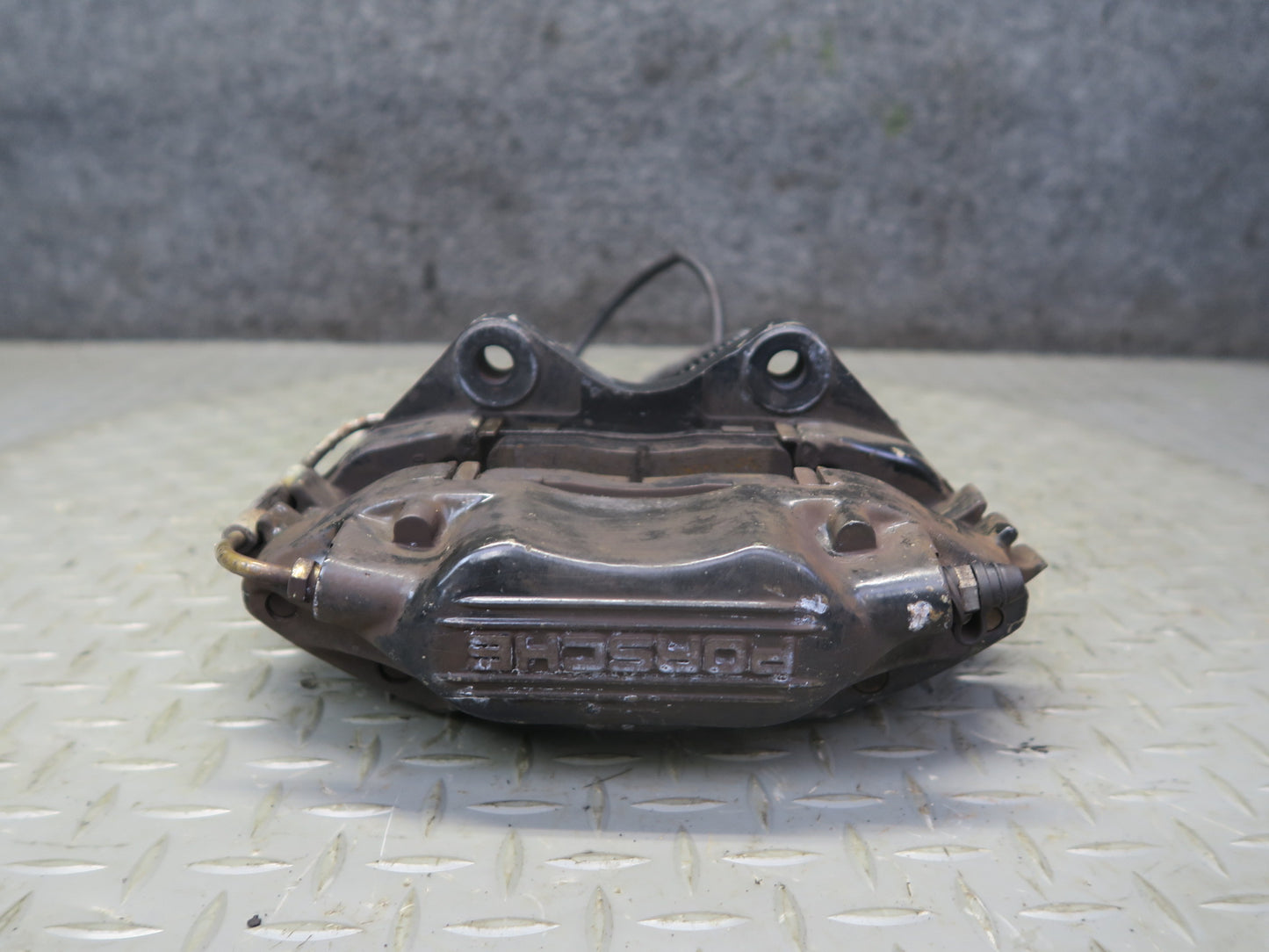 1987-1991 Porsche 928 S4 Rear Left & Right Side Brembo Brake Caliper Set of 2