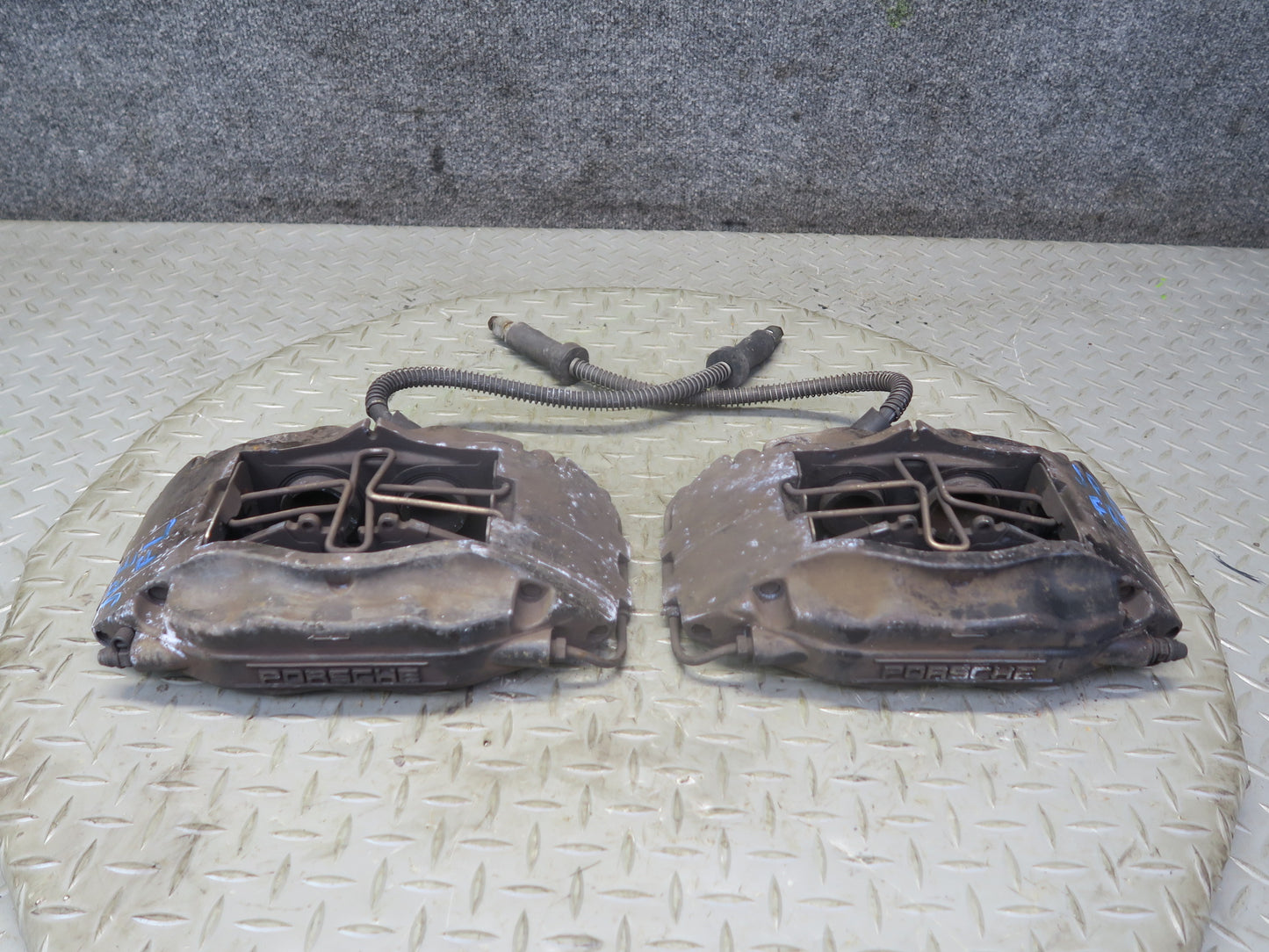 1987-1991 Porsche 928 S4 Front Left & Right Side Brembo Brake Caliper Set of 2
