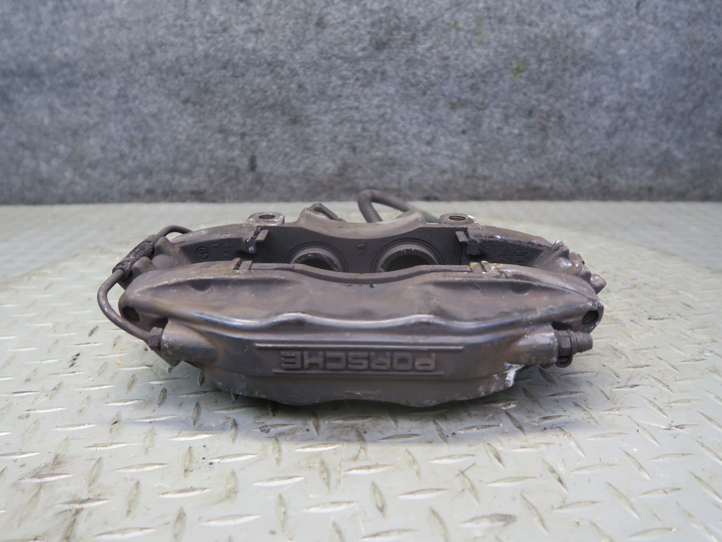 1987-1991 Porsche 928 S4 Front Left & Right Side Brembo Brake Caliper Set of 2