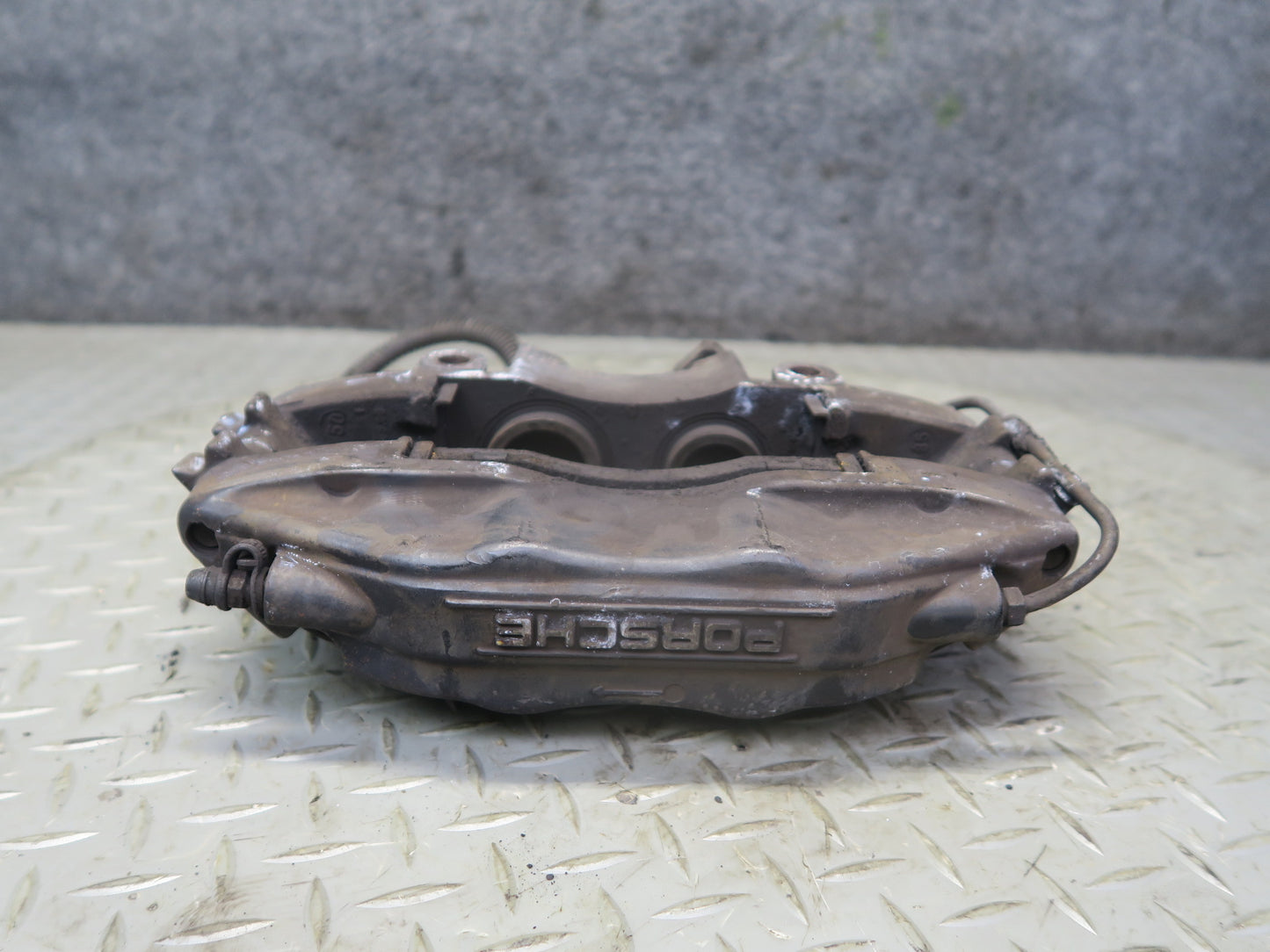 1987-1991 Porsche 928 S4 Front Left & Right Side Brembo Brake Caliper Set of 2