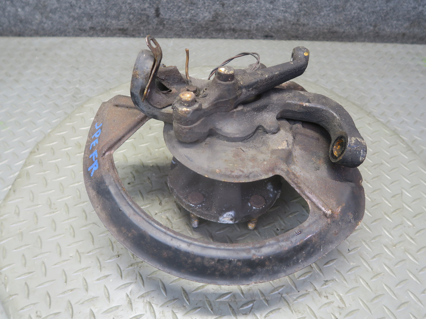 1984-1986 Porsche 928 S Front Right Side Spindle Knuckle Wheel Hub Bearing