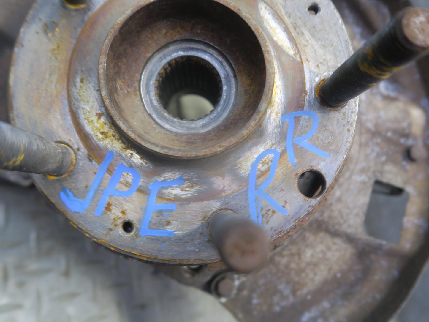1984-1986 Porsche 928 S Rear Right Side Spindle Knuckle Wheel Hub Bearing
