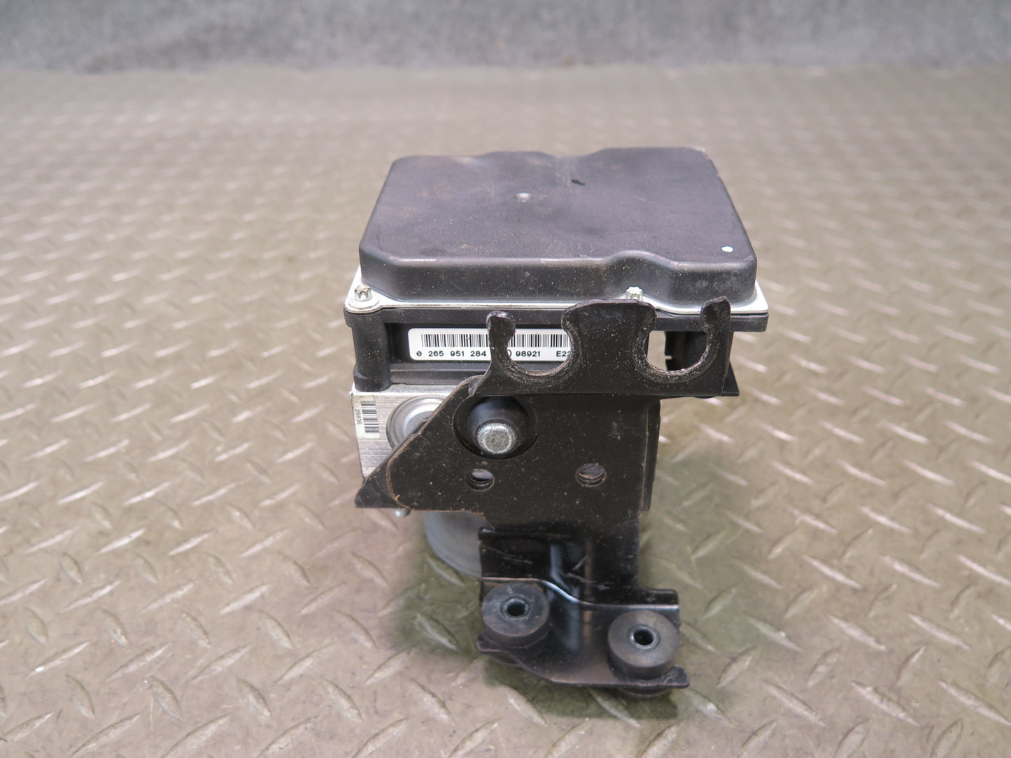 2010 Nissan Z34 370Z Anti Lock Brake ABS Pump Module 0265951284 OEM