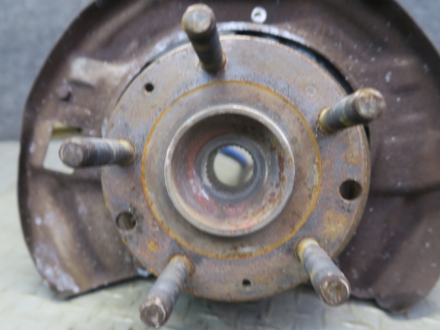 1984-1986 Porsche 928 S Rear Left Side Spindle Knuckle Wheel Hub Bearing