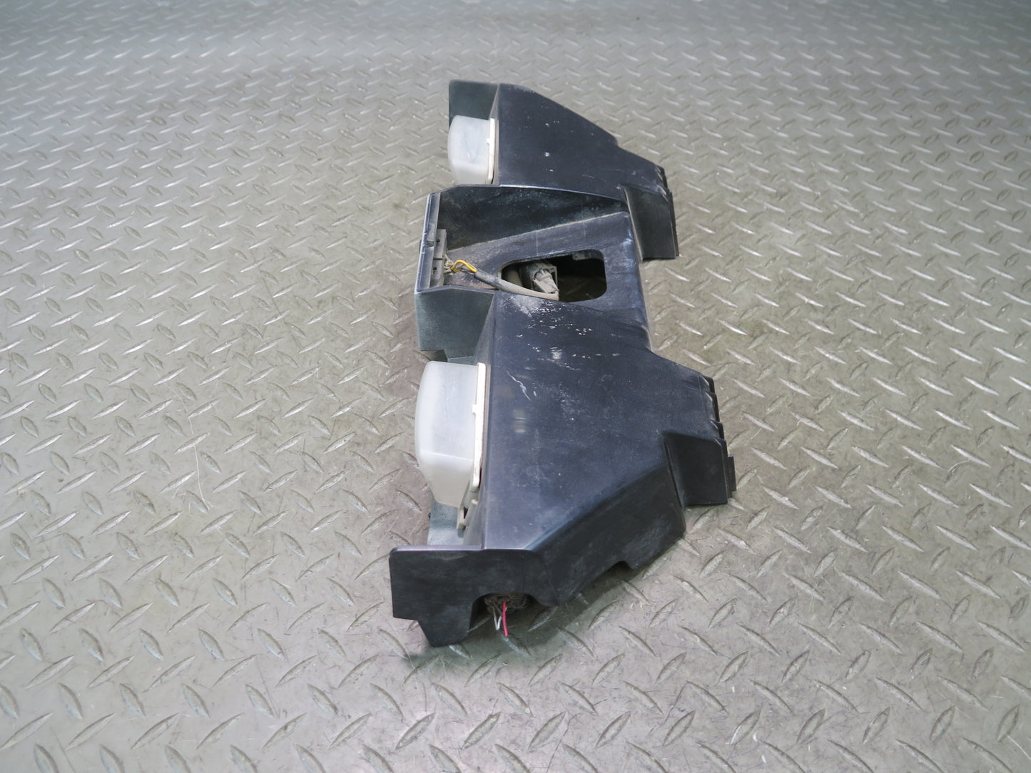 09-20 Nissan Z34 370Z Rear License Plate Light Lamp Mount Bracket Panel OEM