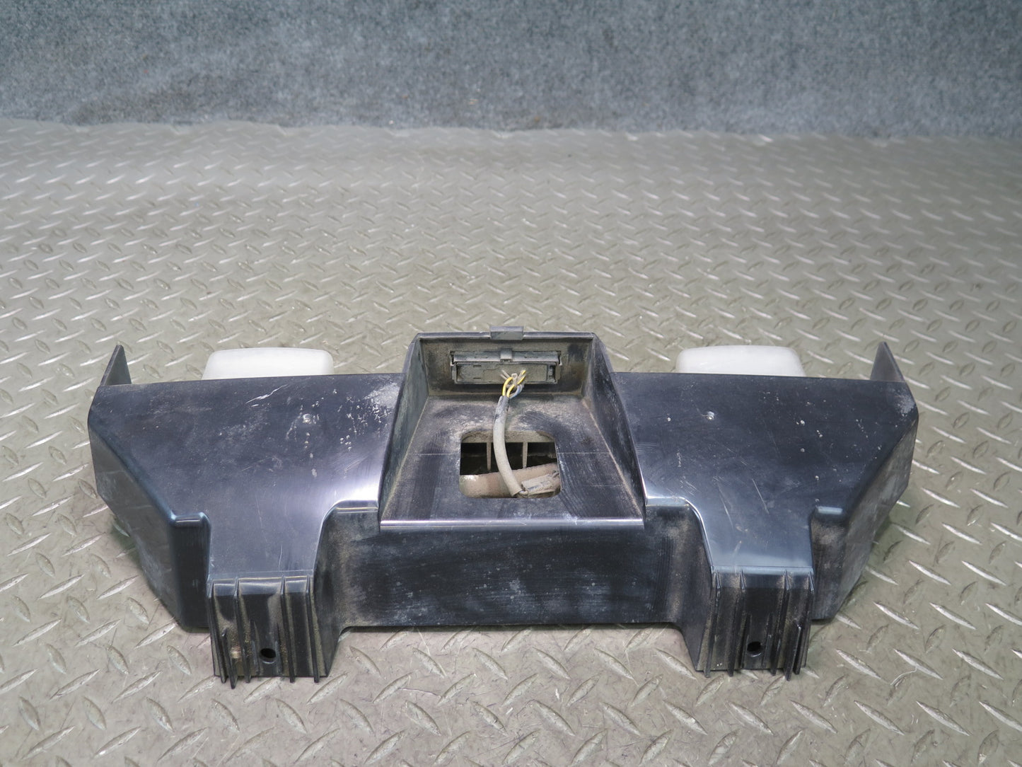 09-20 Nissan Z34 370Z Rear License Plate Light Lamp Mount Bracket Panel OEM