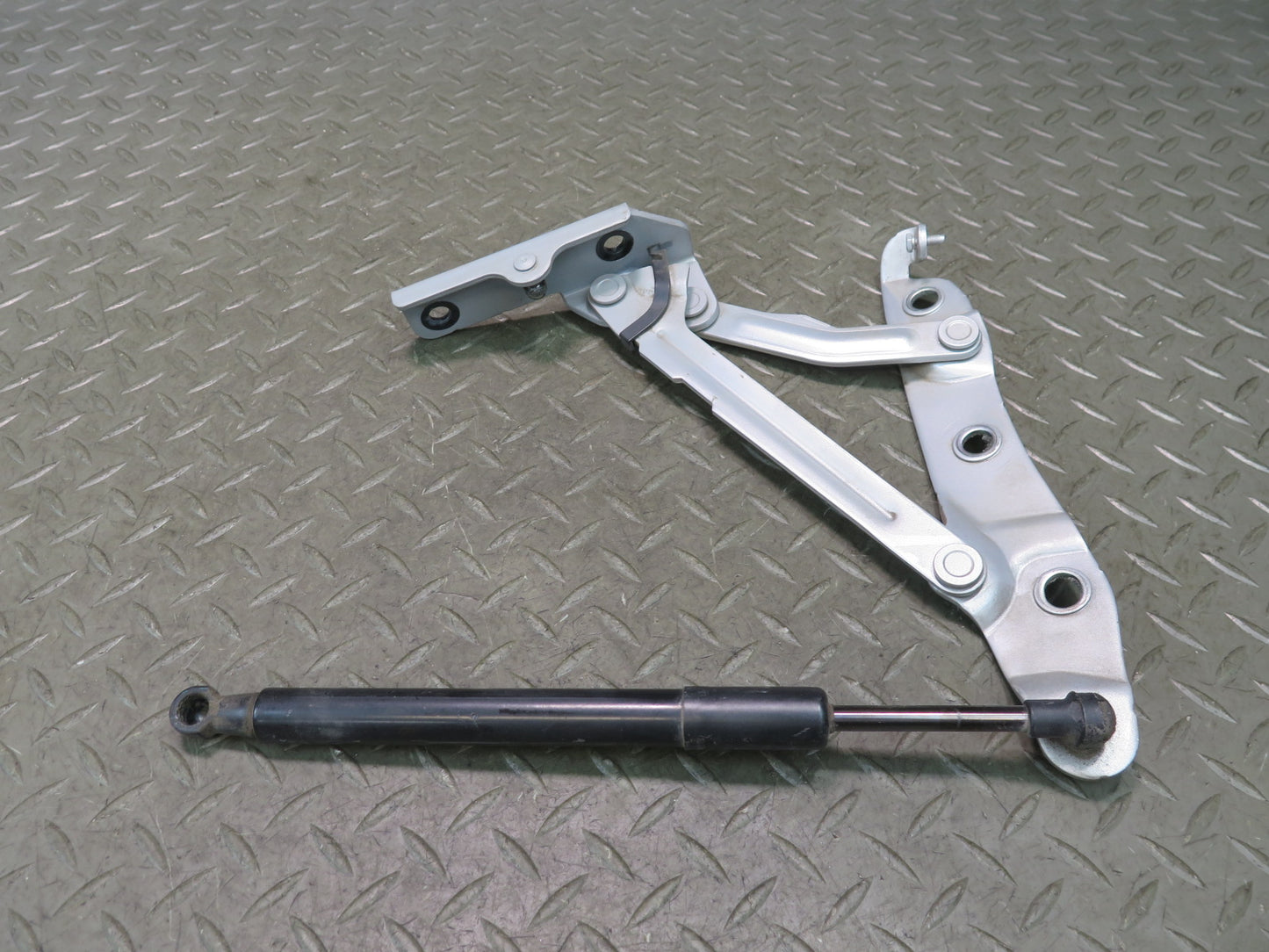09-20 Nissan Z34 370Z Convertible Set of 2 Rear Trunk Hinge w Shock Support OEM