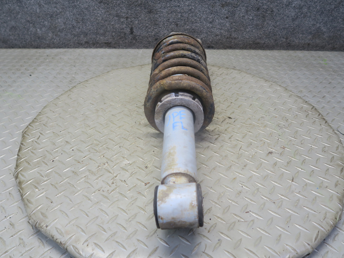 1983-1986 Porsche 928 S Front Right Left Side Shock Strut Absorber W/ Spring Set