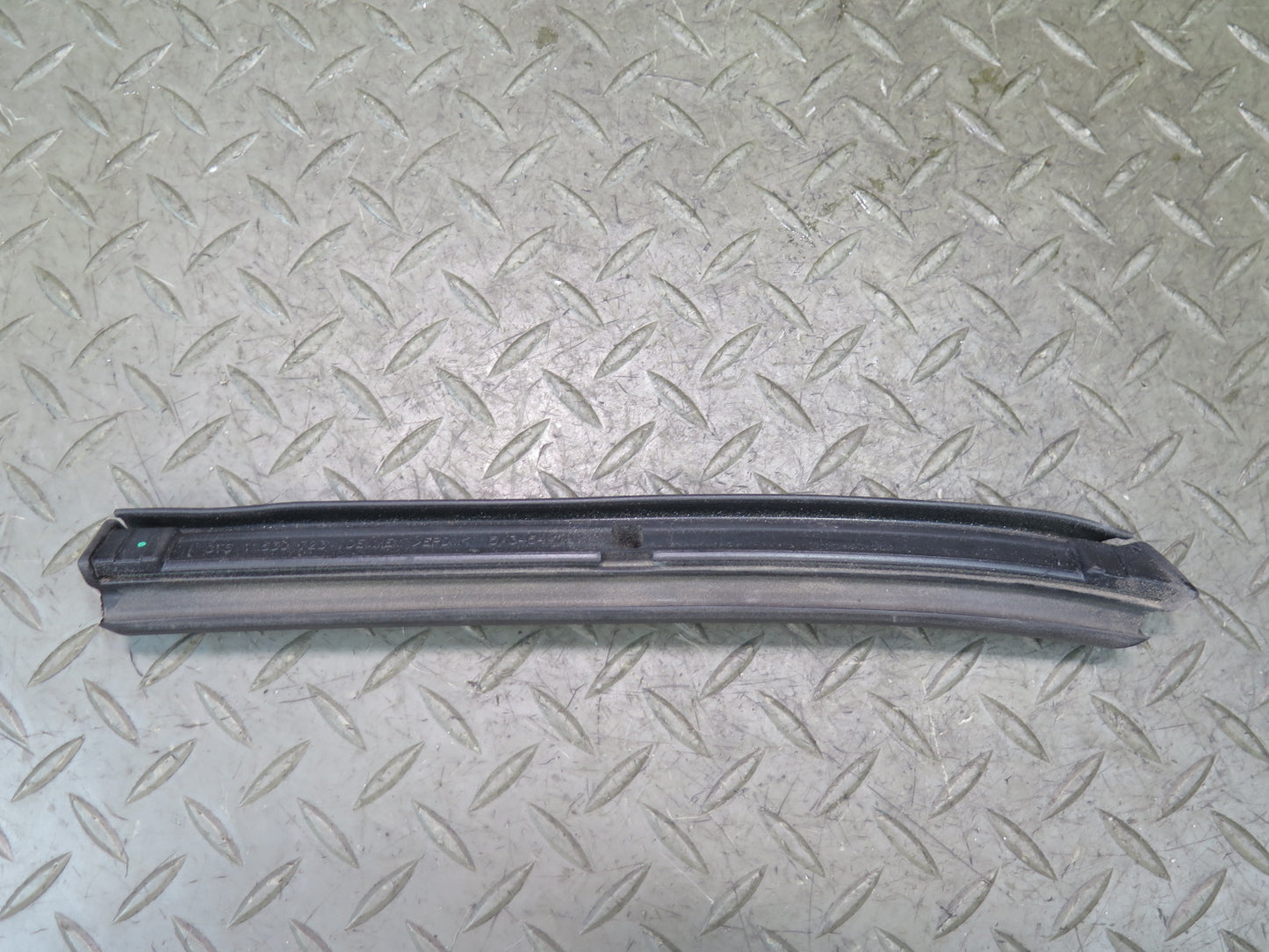 10-19 Nissan Z34 370Z Convertible TOP Roof Weatherstrip Rubber Seal Set OEM
