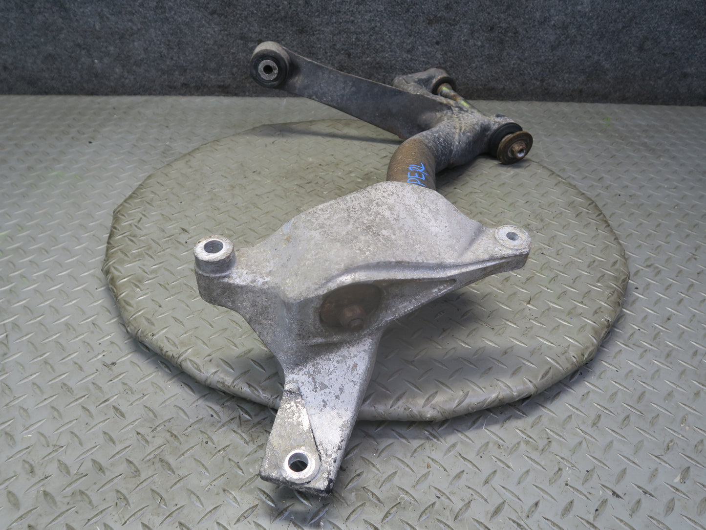 1984-1995 Porsche 928 S Rear Left Upper & Lower Control Arm Set of 2