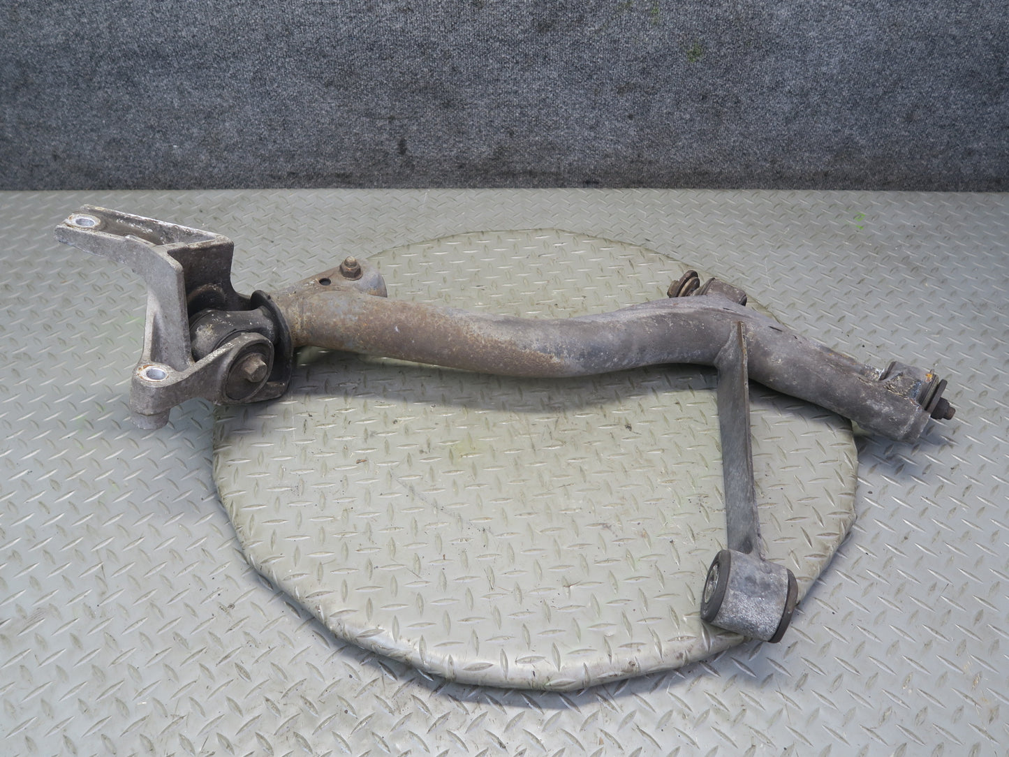 1984-1995 Porsche 928 S Rear Left Upper & Lower Control Arm Set of 2