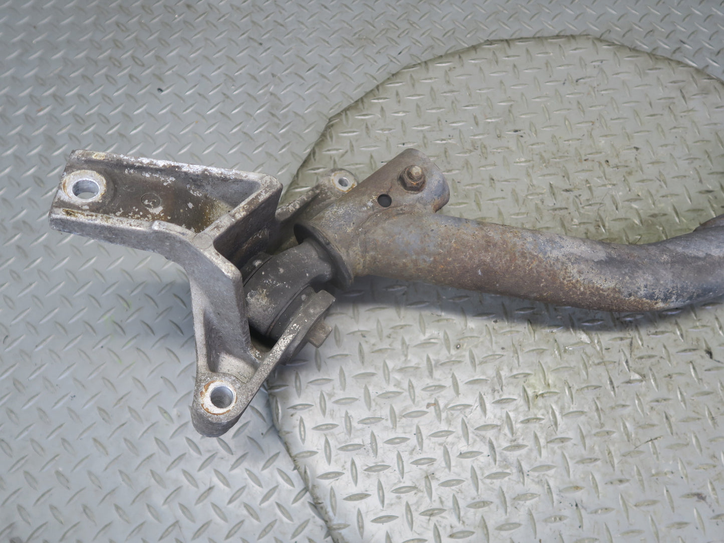1984-1995 Porsche 928 S Rear Left Upper & Lower Control Arm Set of 2