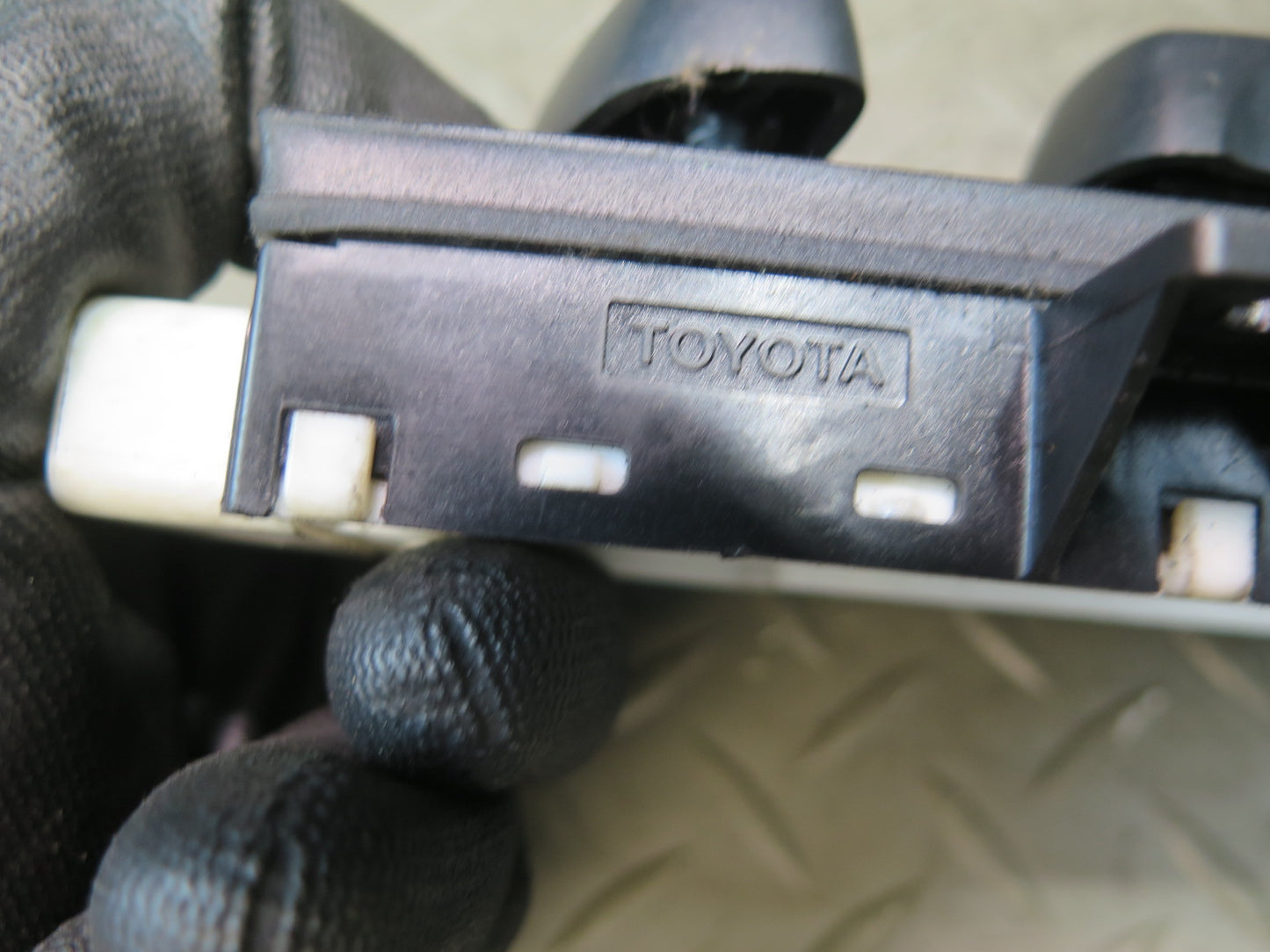 2010-2014 Lexus URJ150L GX460 Front Right Seat Adjust Control Lumbar Switch Set