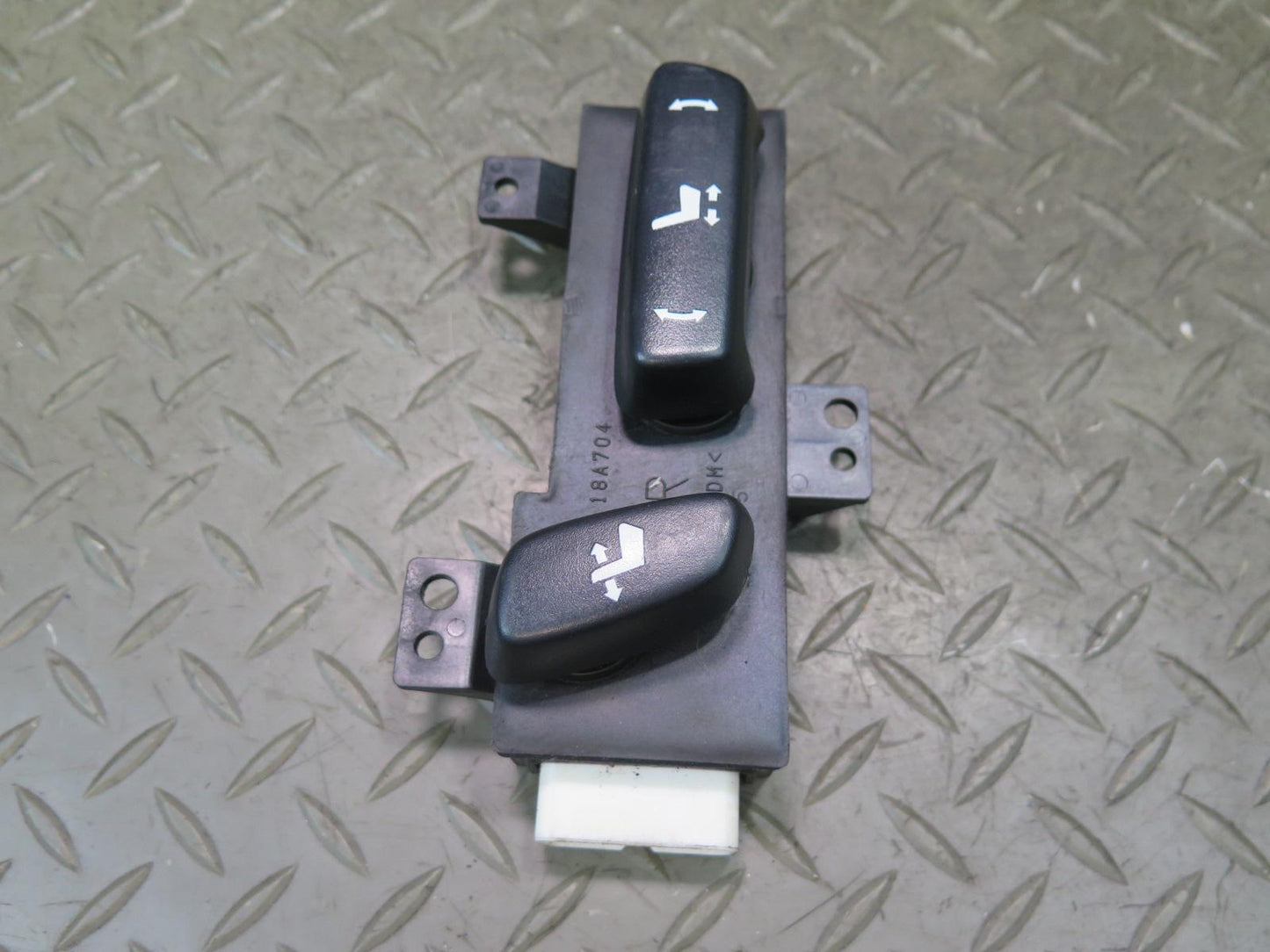 2010-2014 Lexus URJ150L GX460 Front Right Seat Adjust Control Lumbar Switch Set