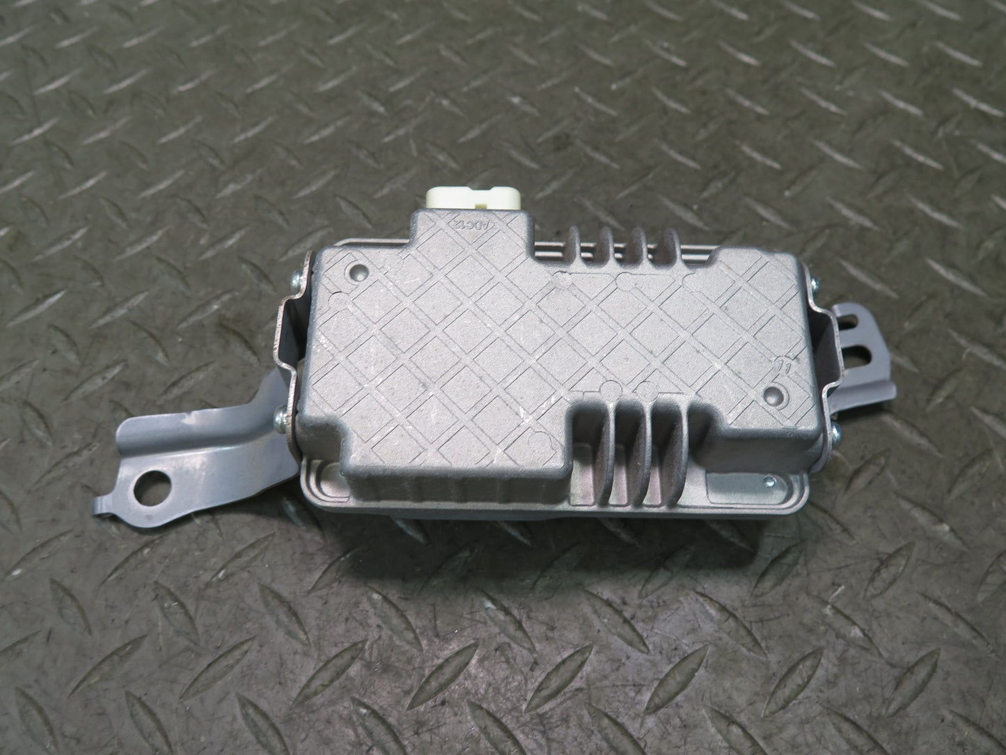 2010-2023 Lexus URJ150L GX460 Voltage Power Inverter Control Module