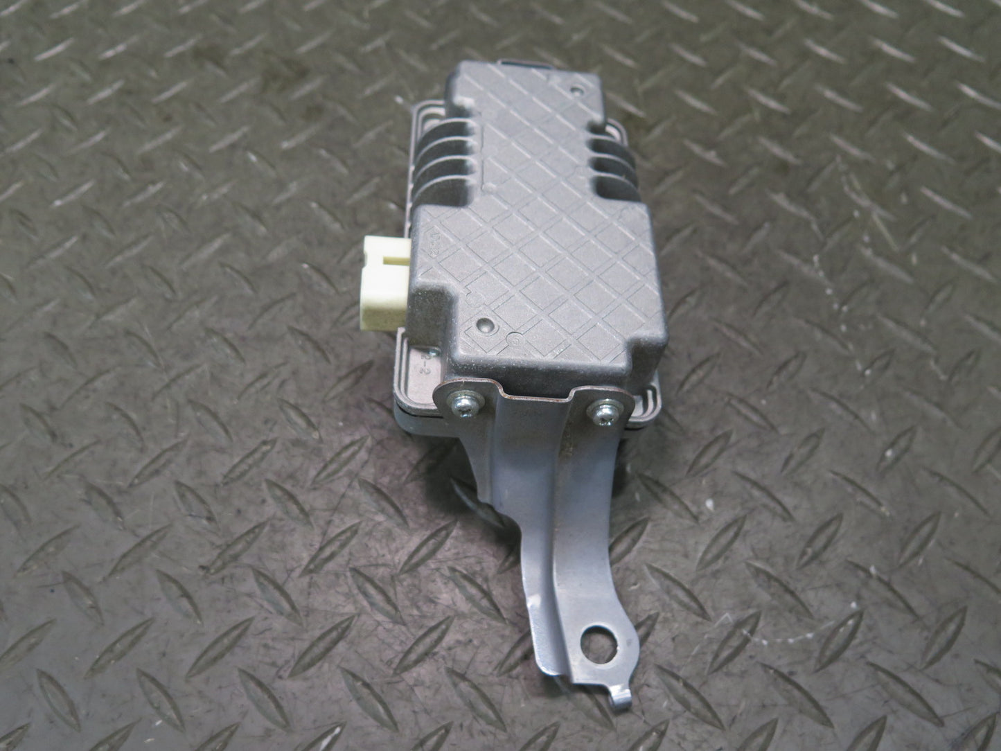 2010-2023 Lexus URJ150L GX460 Voltage Power Inverter Control Module