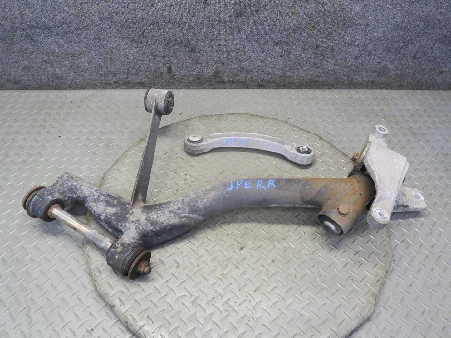 1984-1995 Porsche 928 S Rear Right Upper & Lower Control Arm Set of 2