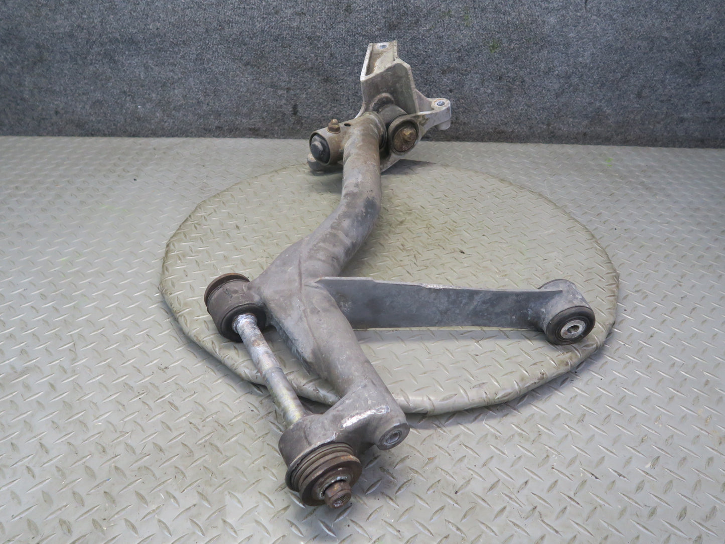 1984-1995 Porsche 928 S Rear Right Upper & Lower Control Arm Set of 2