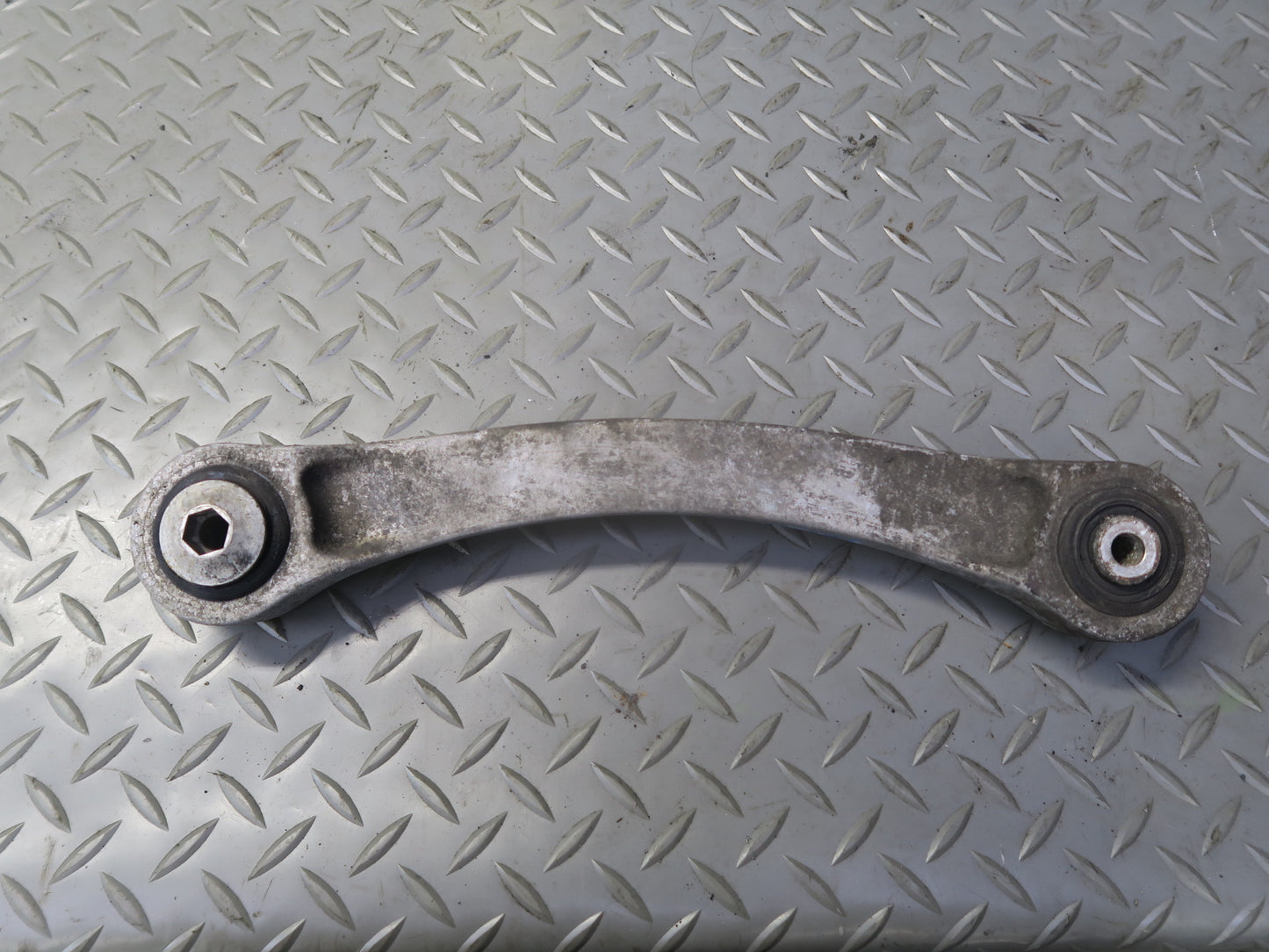 1984-1995 Porsche 928 S Rear Right Upper & Lower Control Arm Set of 2