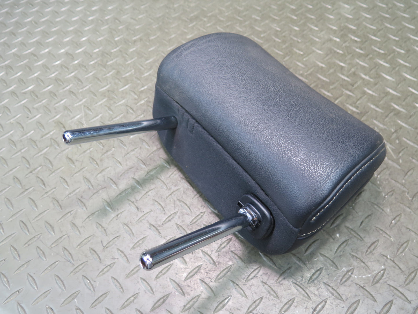 2010-2023 Lexus URJ150L GX460 Rear 2ND ROW Right or Left Seat Headrest