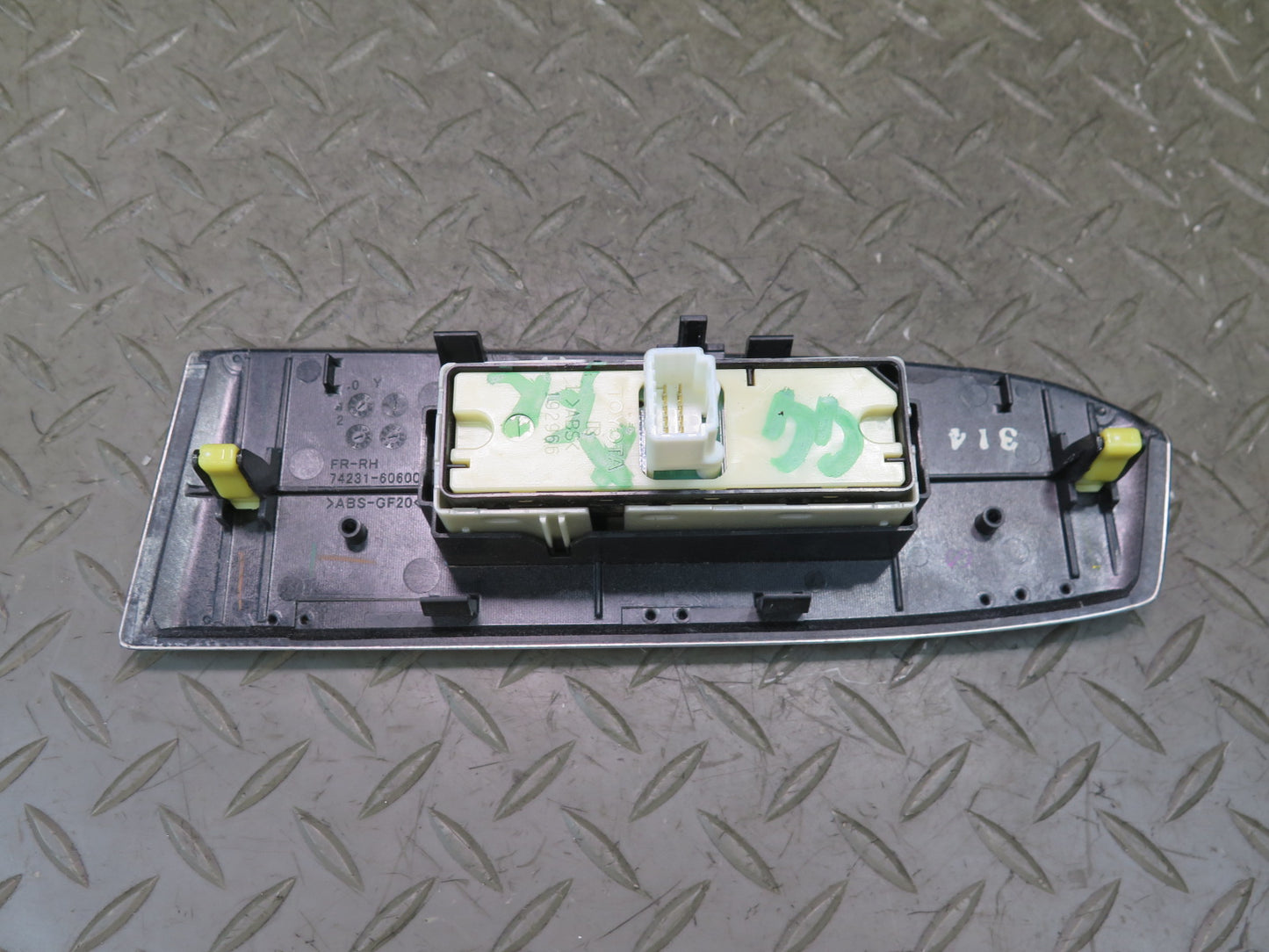 2010-2013 Lexus URJ150L GX460 Front Right Door Power Window Switch w Trim