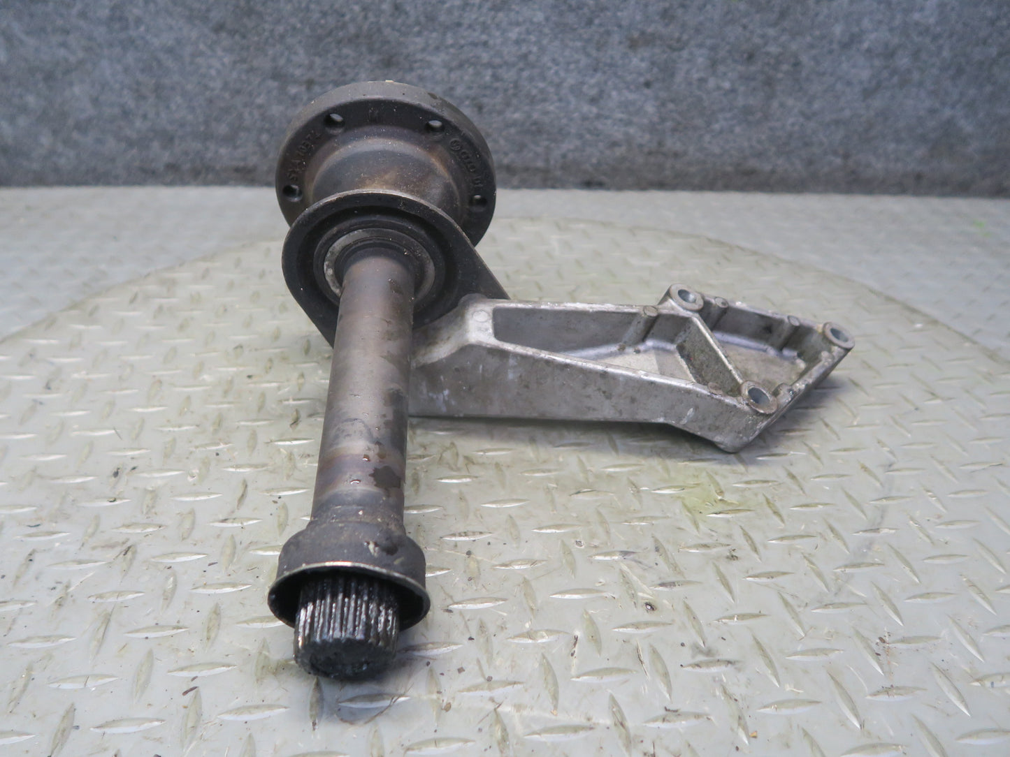 01-03 VW Eurovan T4 2.8L Transmission Right Mount Support w Shaft 02G409905B OEM