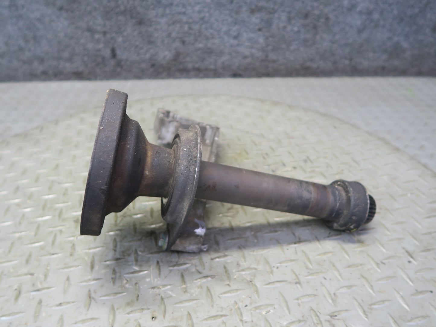 01-03 VW Eurovan T4 2.8L Transmission Right Mount Support w Shaft 02G409905B OEM
