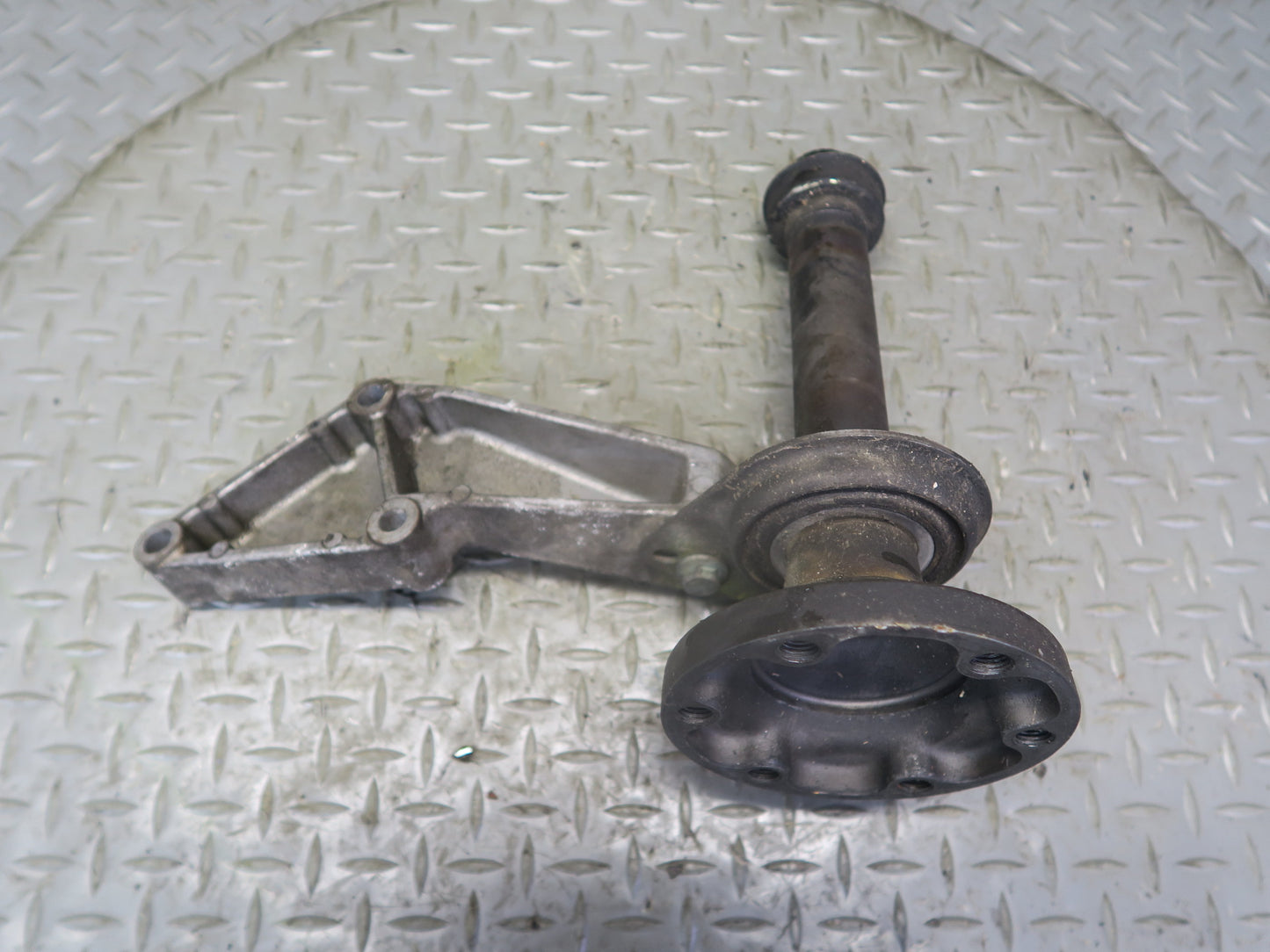 01-03 VW Eurovan T4 2.8L Transmission Right Mount Support w Shaft 02G409905B OEM