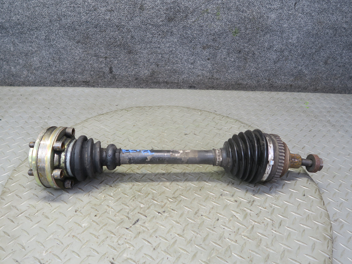 01-03 VW Eurovan T4 2.8L A/T Front Left Suspension Axle Shaft 7D0407271B OEM