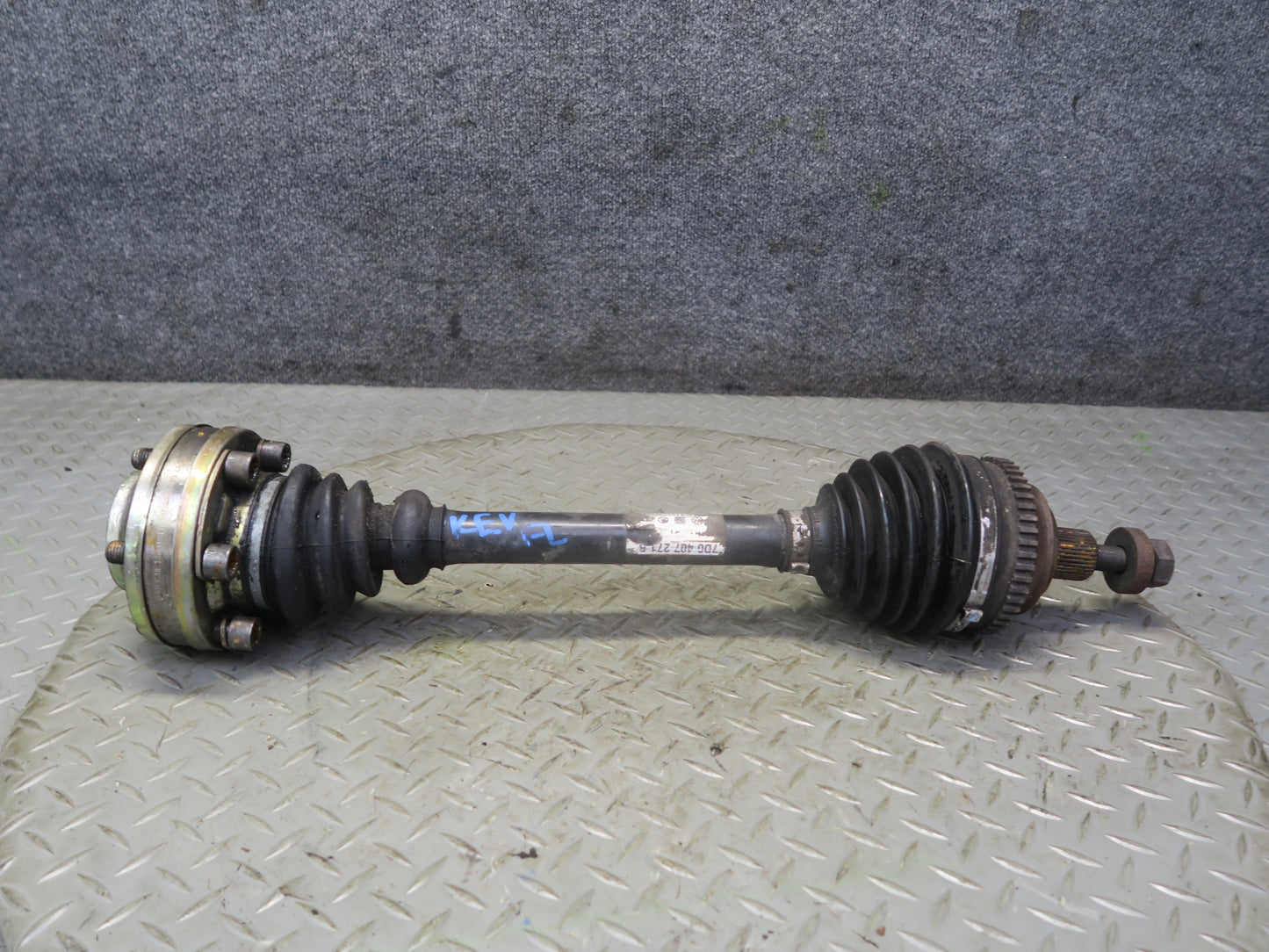 01-03 VW Eurovan T4 2.8L A/T Front Left Suspension Axle Shaft 7D0407271B OEM