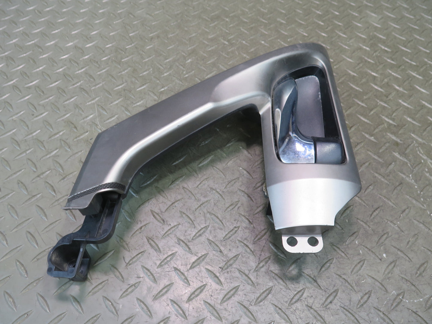 2010-2013 Lexus URJ150L GX460 Front Left Side Interior Door Handle W/ Trim