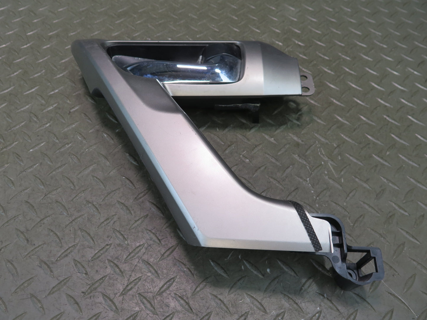 2010-2013 Lexus URJ150L GX460 Front Left Side Interior Door Handle W/ Trim