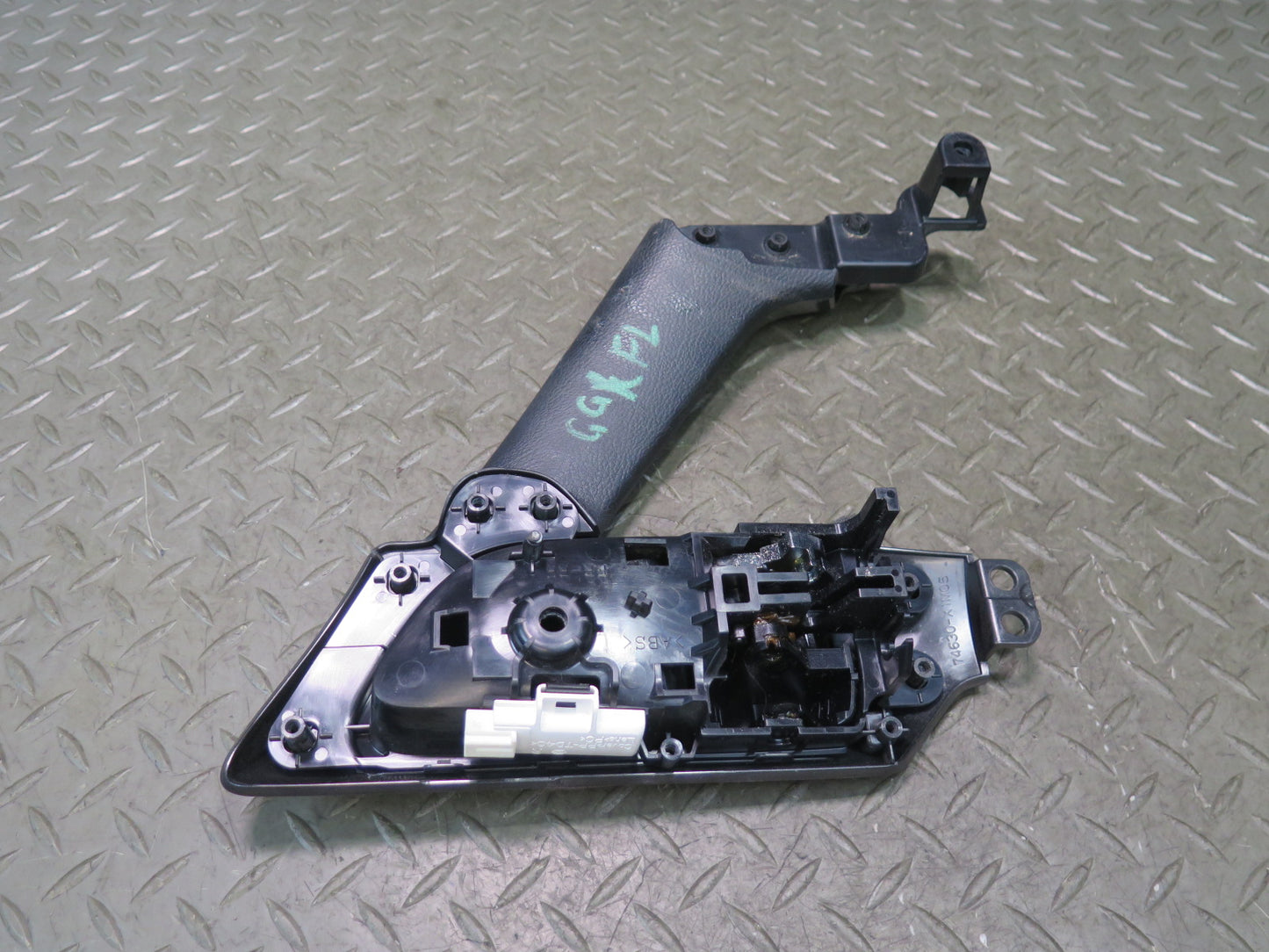 2010-2013 Lexus URJ150L GX460 Front Left Side Interior Door Handle W/ Trim
